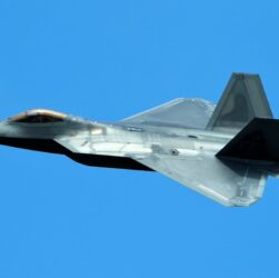 F-22, CC BY-SA 2.0