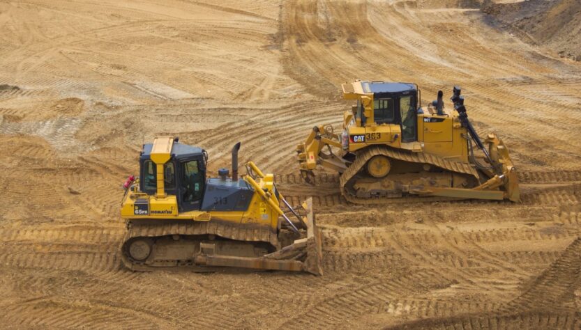 Buldozery, CC BY-SA 2.0