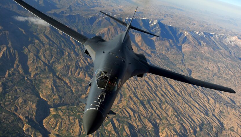 Bombardér B-1B, Robert Sullivan, Public Domain