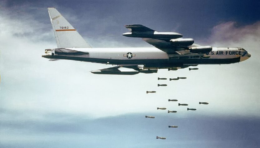 Boeing B-52, Public Domain