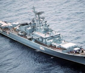 Loď třídy Krivak I, By LT. AZZOLINA, Public Domain