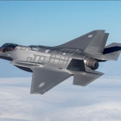 Major Ofer, izrelské letecto, CC BY 4.0