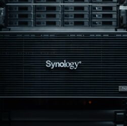 Synology PAS7700, Synology