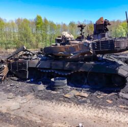 Tank T-90M, Creative Commons Attribution 4.0 International 
