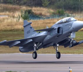Gripen F, Saab