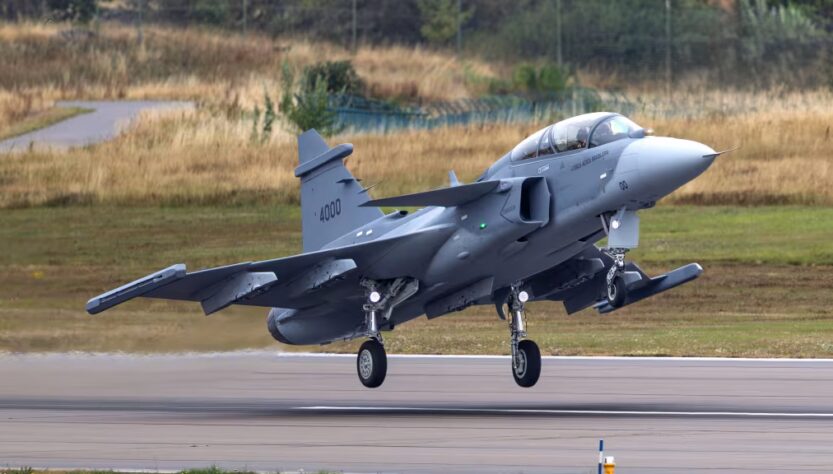 Gripen F, Saab