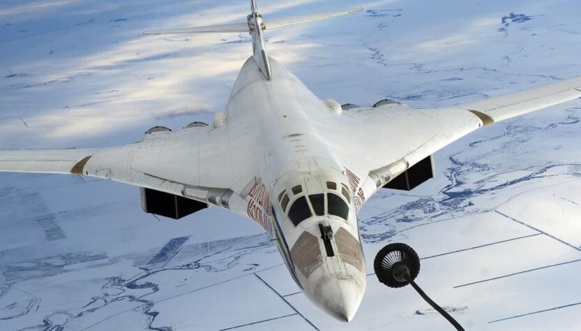 Tu-160, Robert Sullivan, Public domain